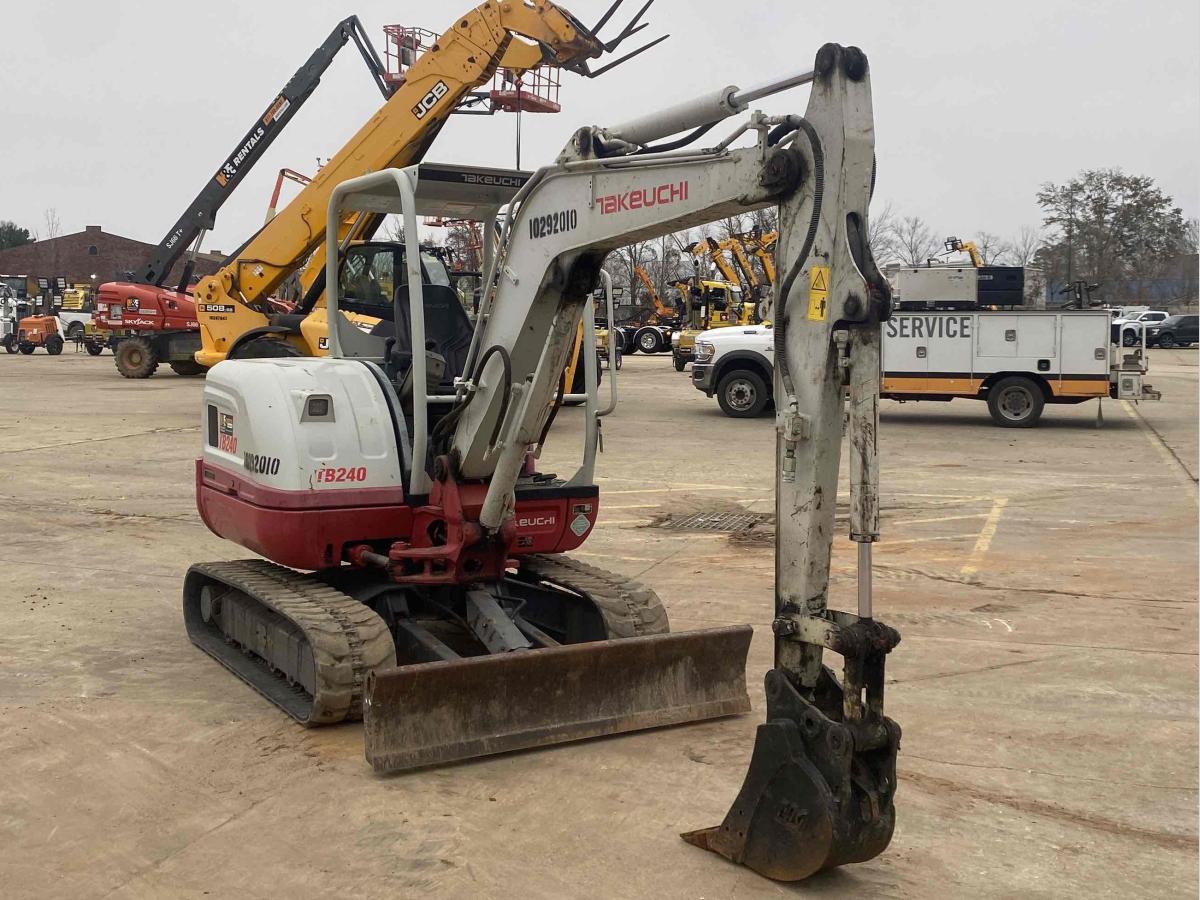 2020 Takeuchi TB240