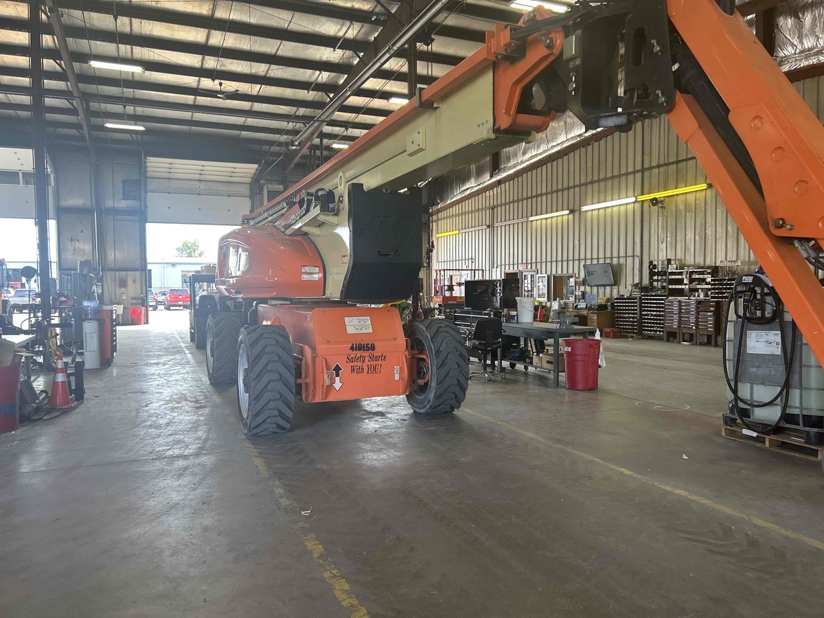 2014 JLG 1250AJP-9