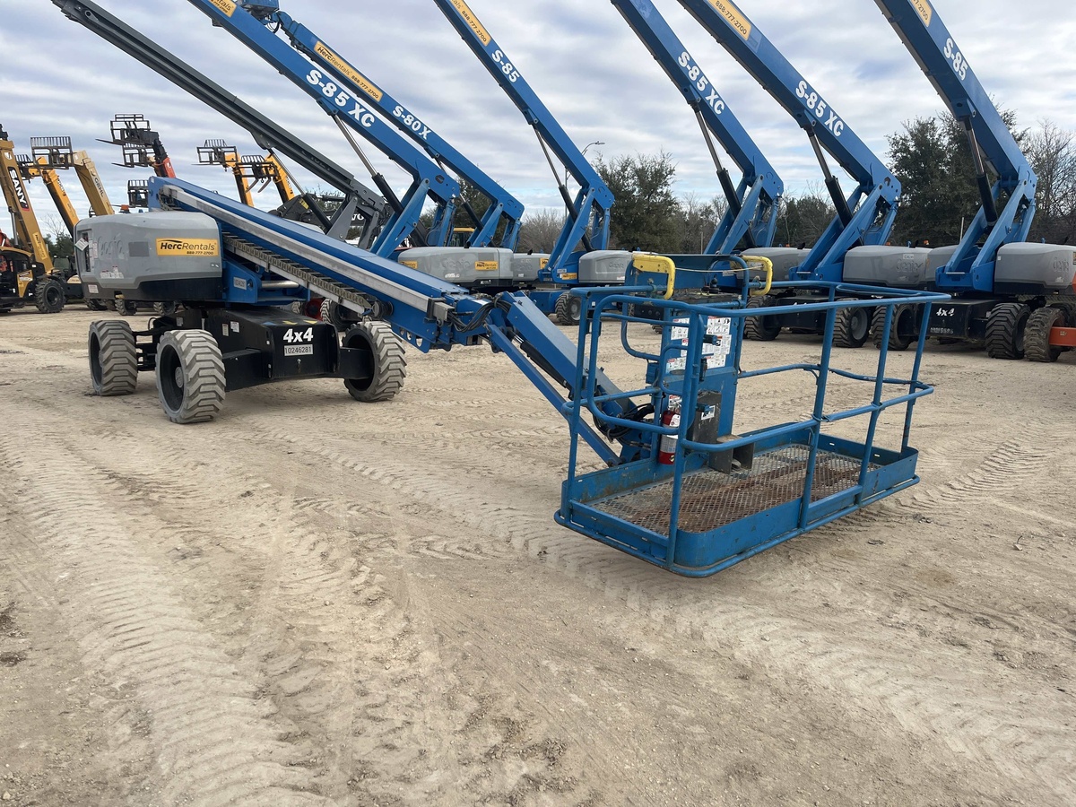 2018 Genie S-65
