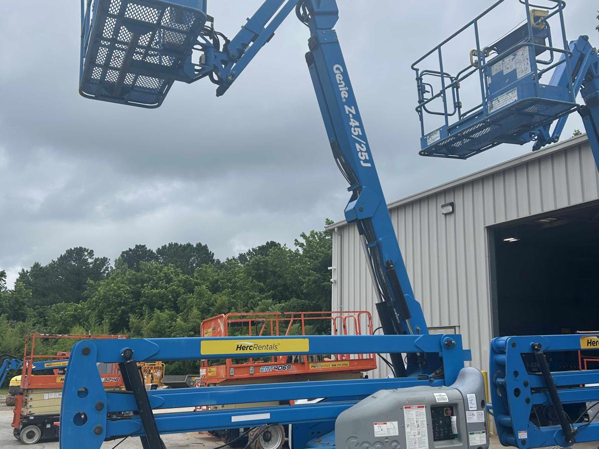 2016 Genie Z-45/25-4