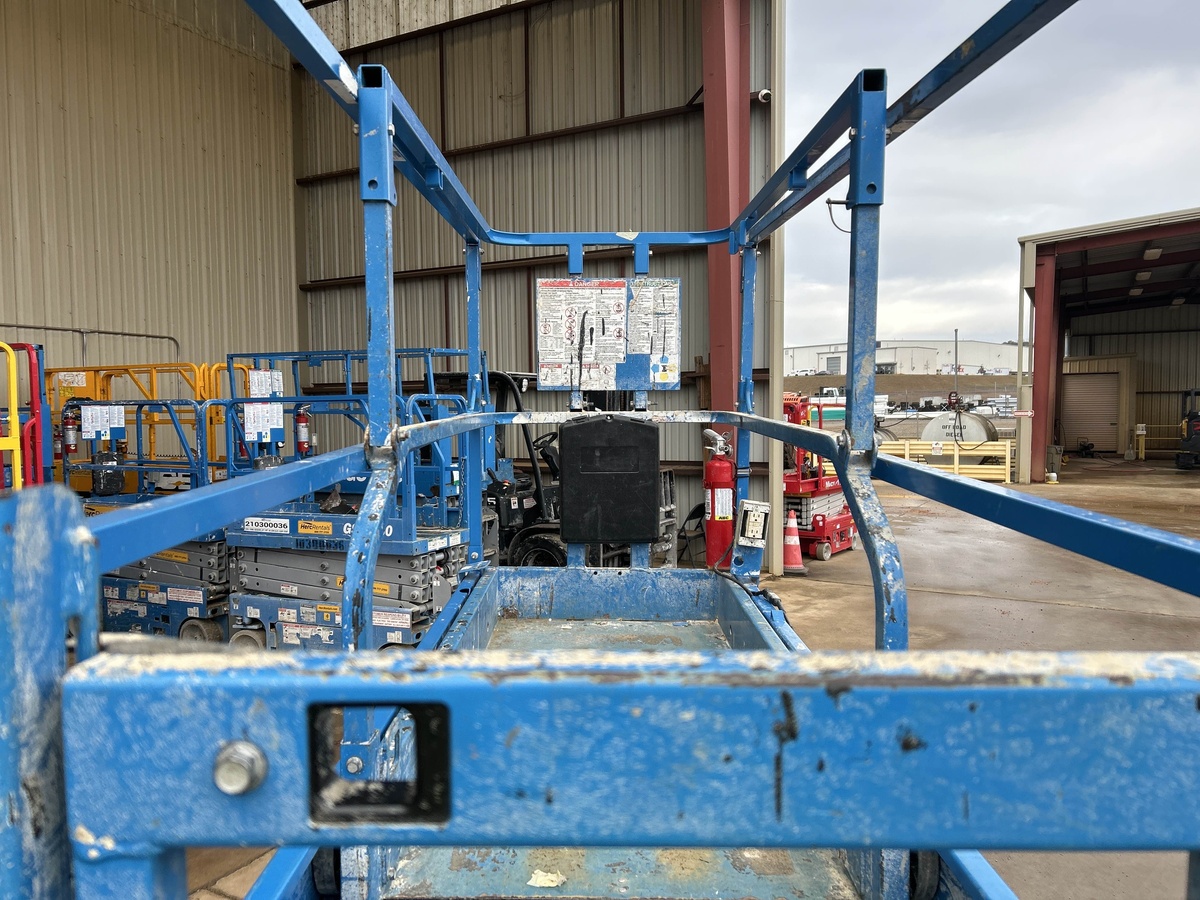 2018 Genie GS-3232-13