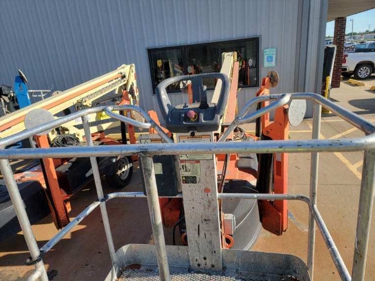 2018 JLG T350-3