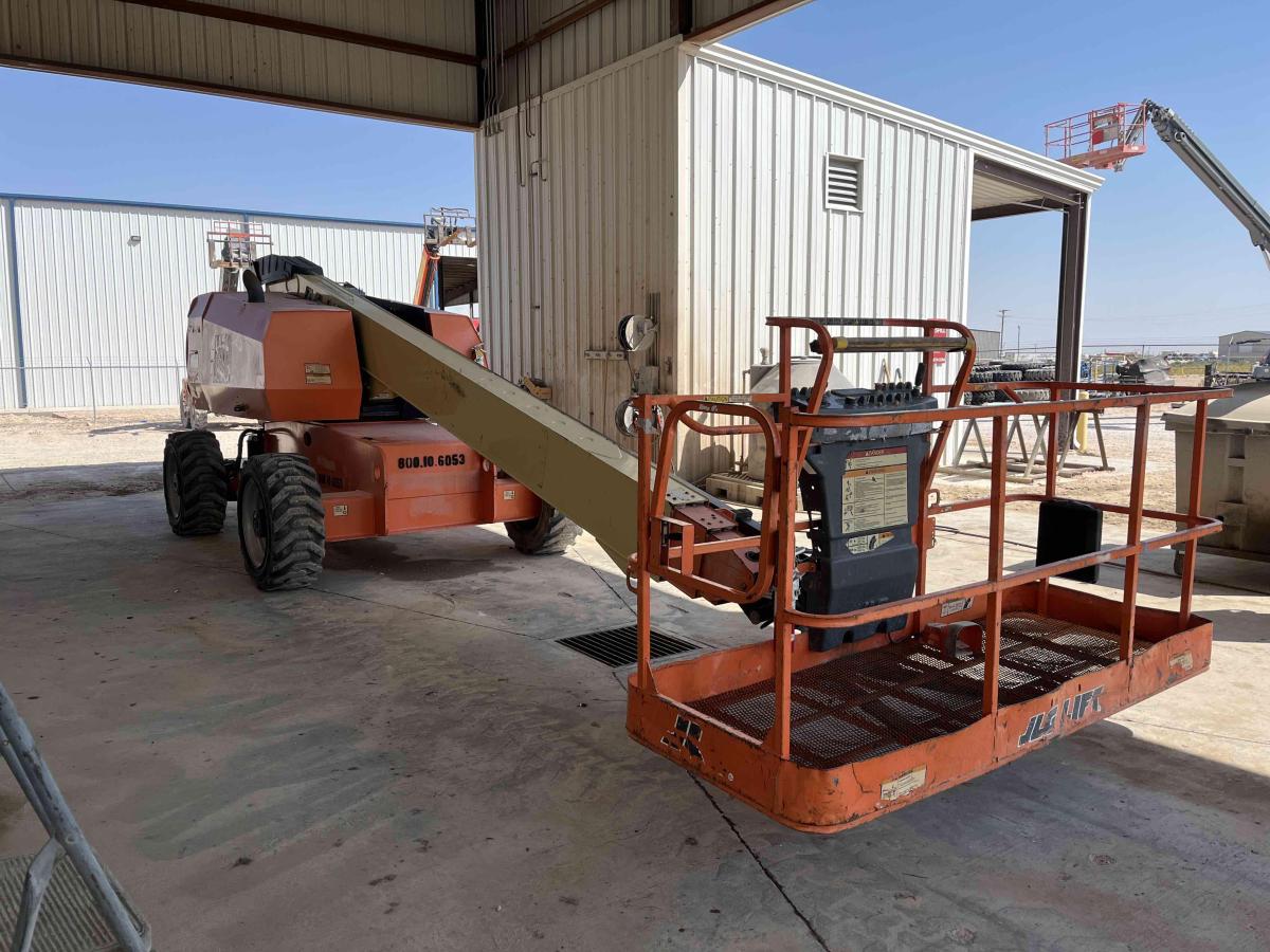 2016 JLG 600S