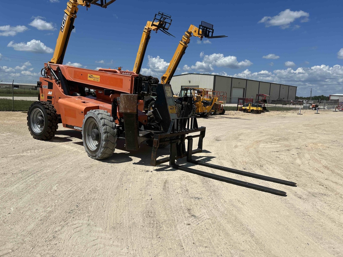 2018 SkyTrak 10054-1