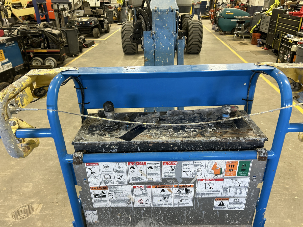 2018 Genie S-85-9