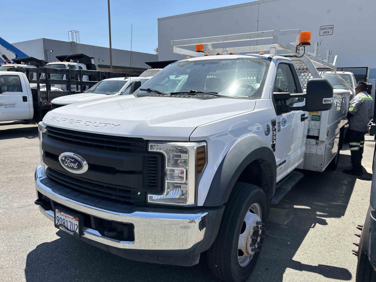 2019 Ford F550-2