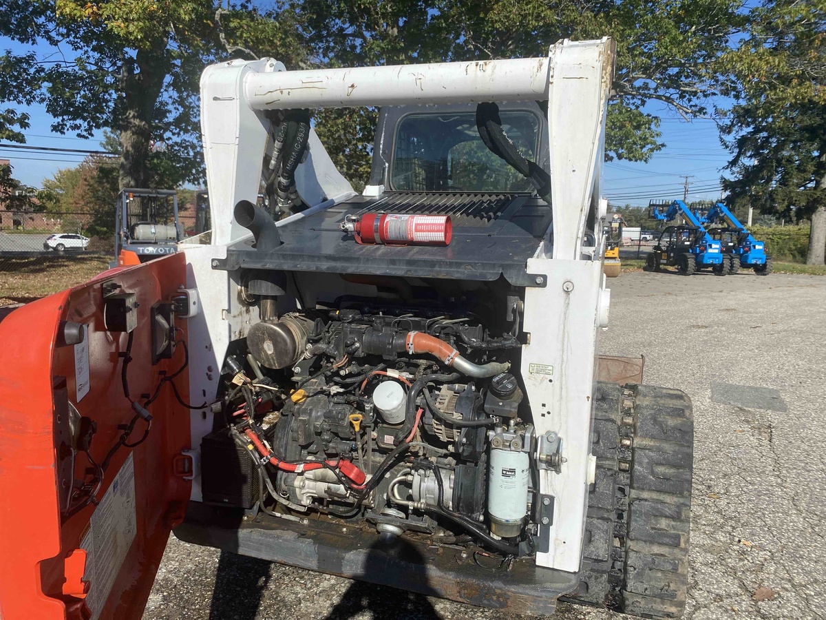 2022 Bobcat T740-4