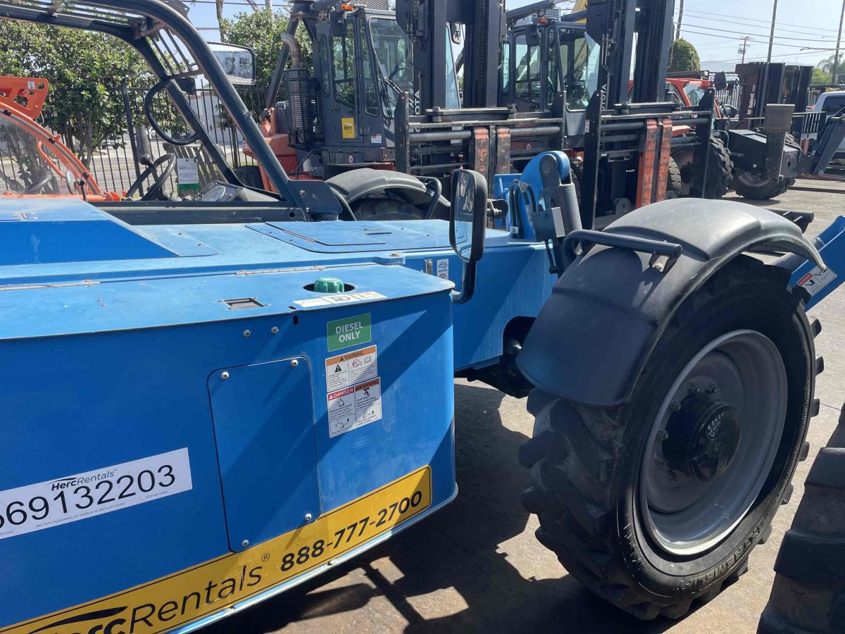 2018 Genie GTH-1056-10