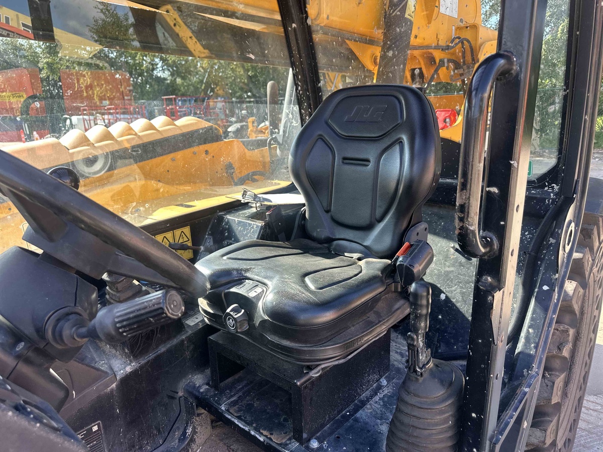 2022 JCB 507-42-5