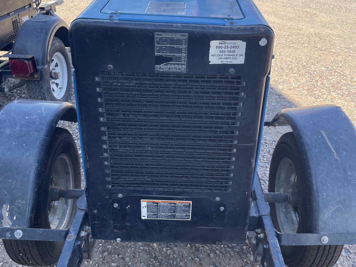 2019 Miller Trailblazer 325-3