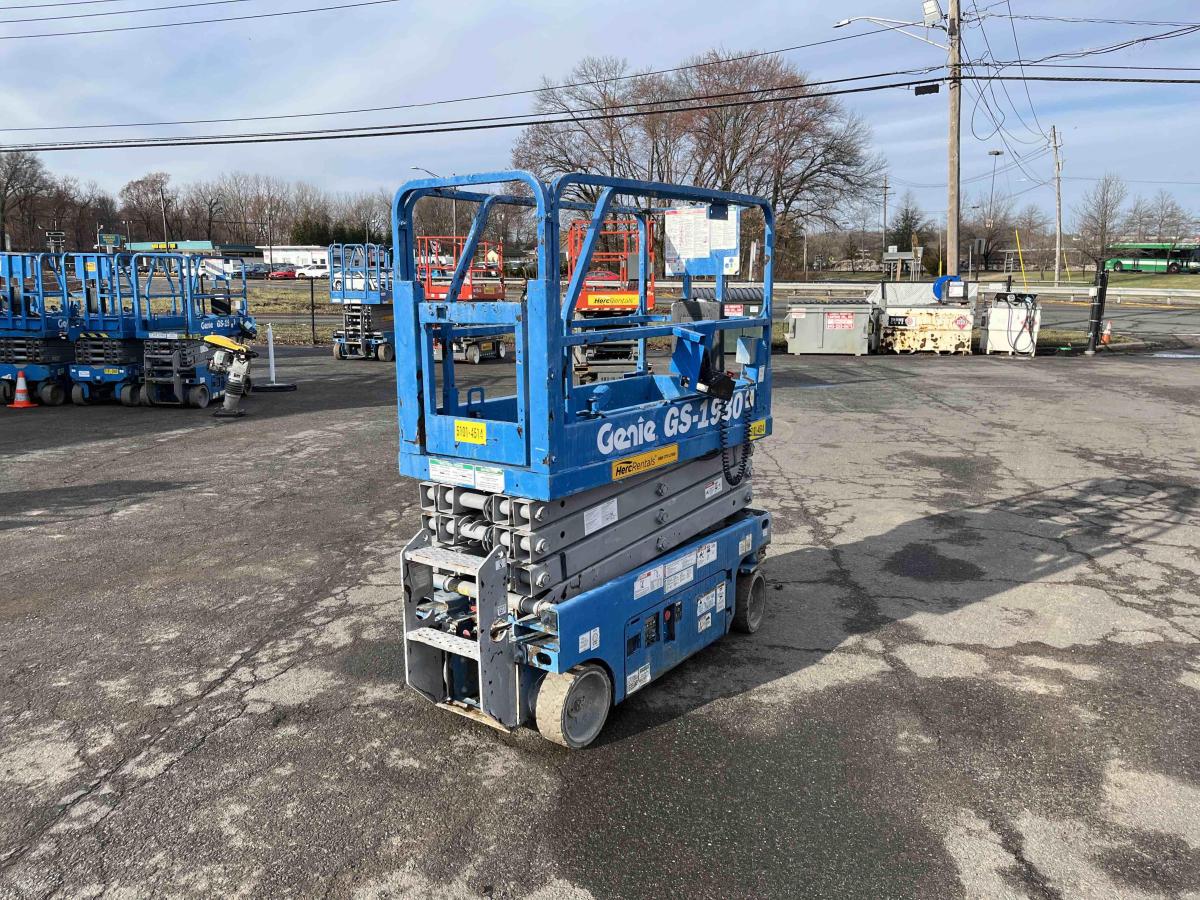 2017 Genie GS-1930