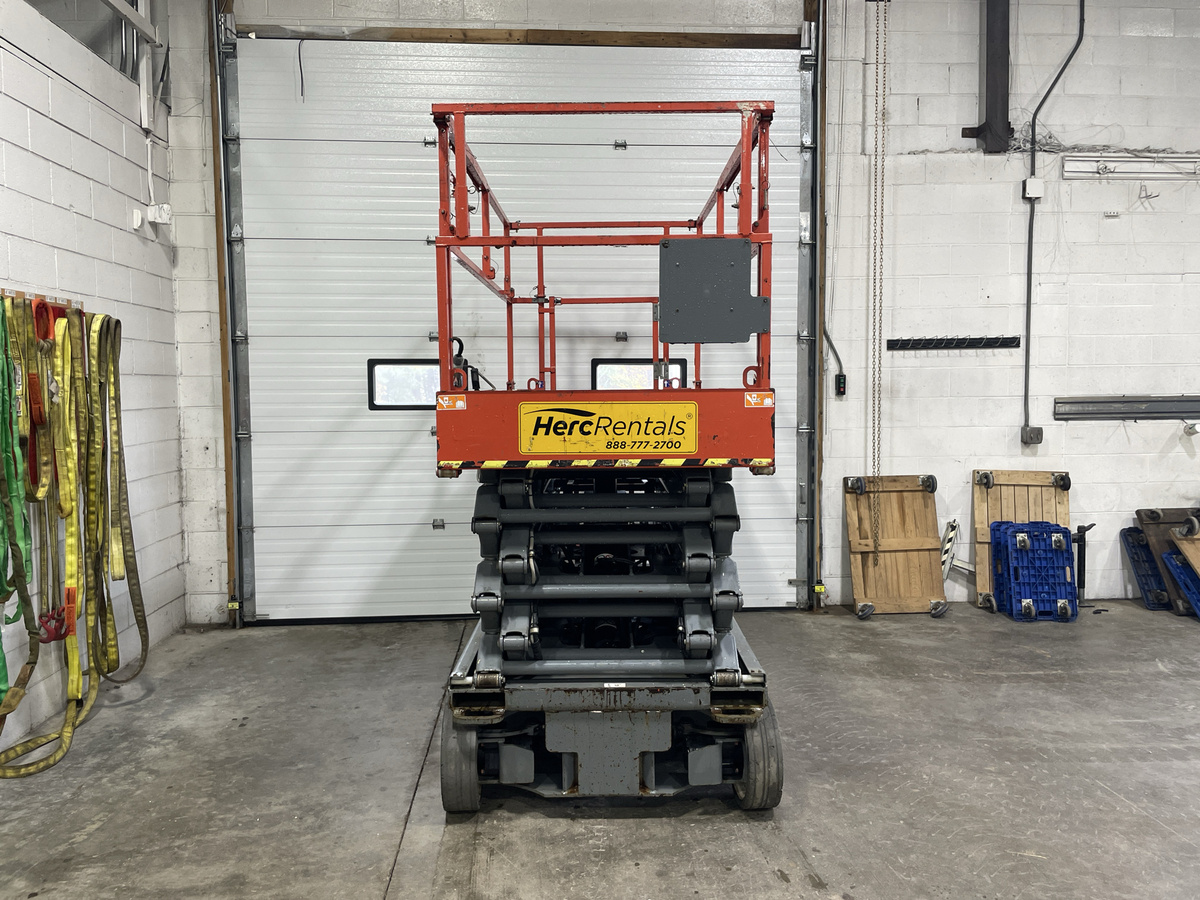 2017 Skyjack SJ4740-3