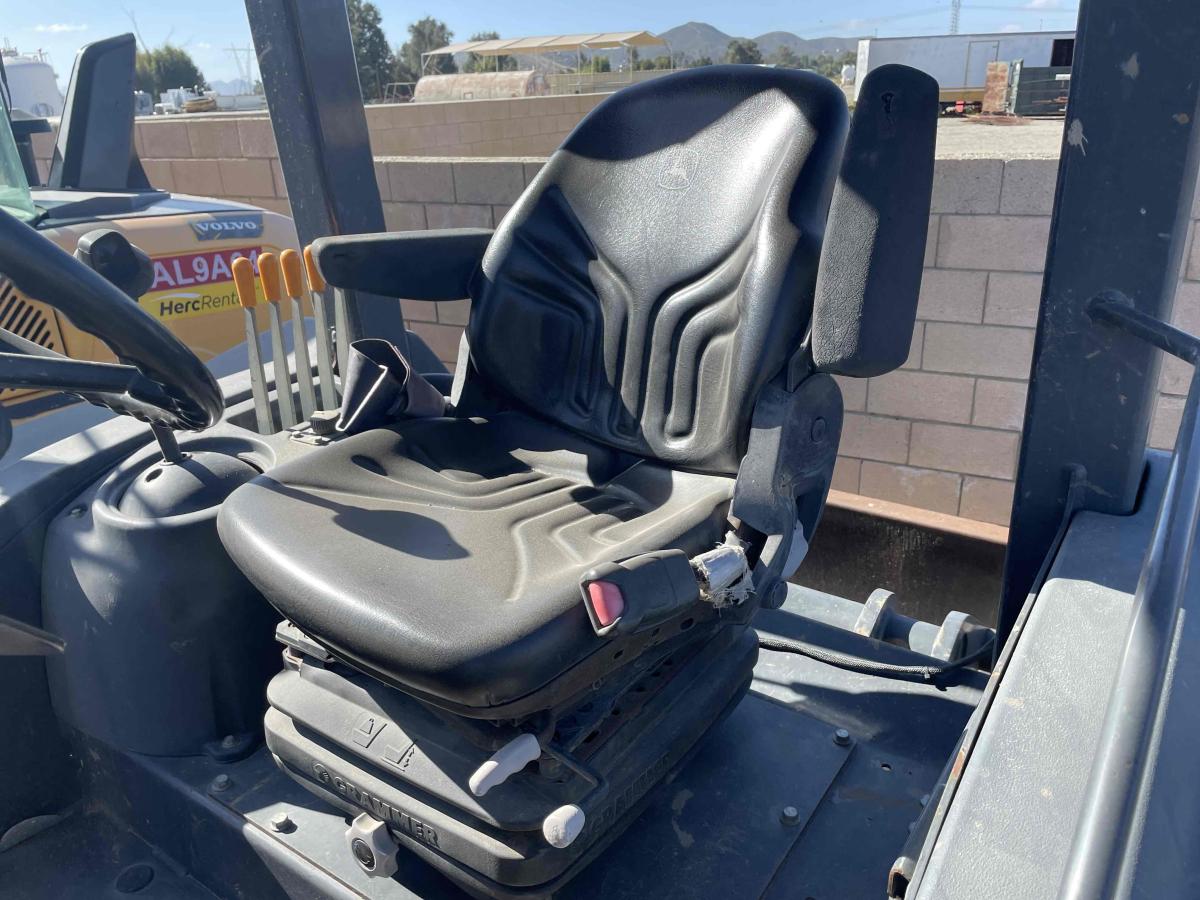 2015 John Deere 210L-4