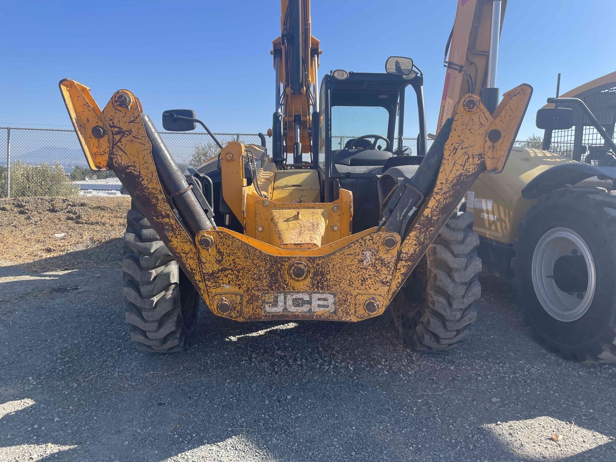 2018 JCB 510-56-3