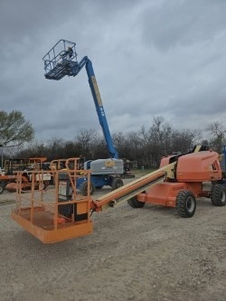 2017 JLG 400S-3