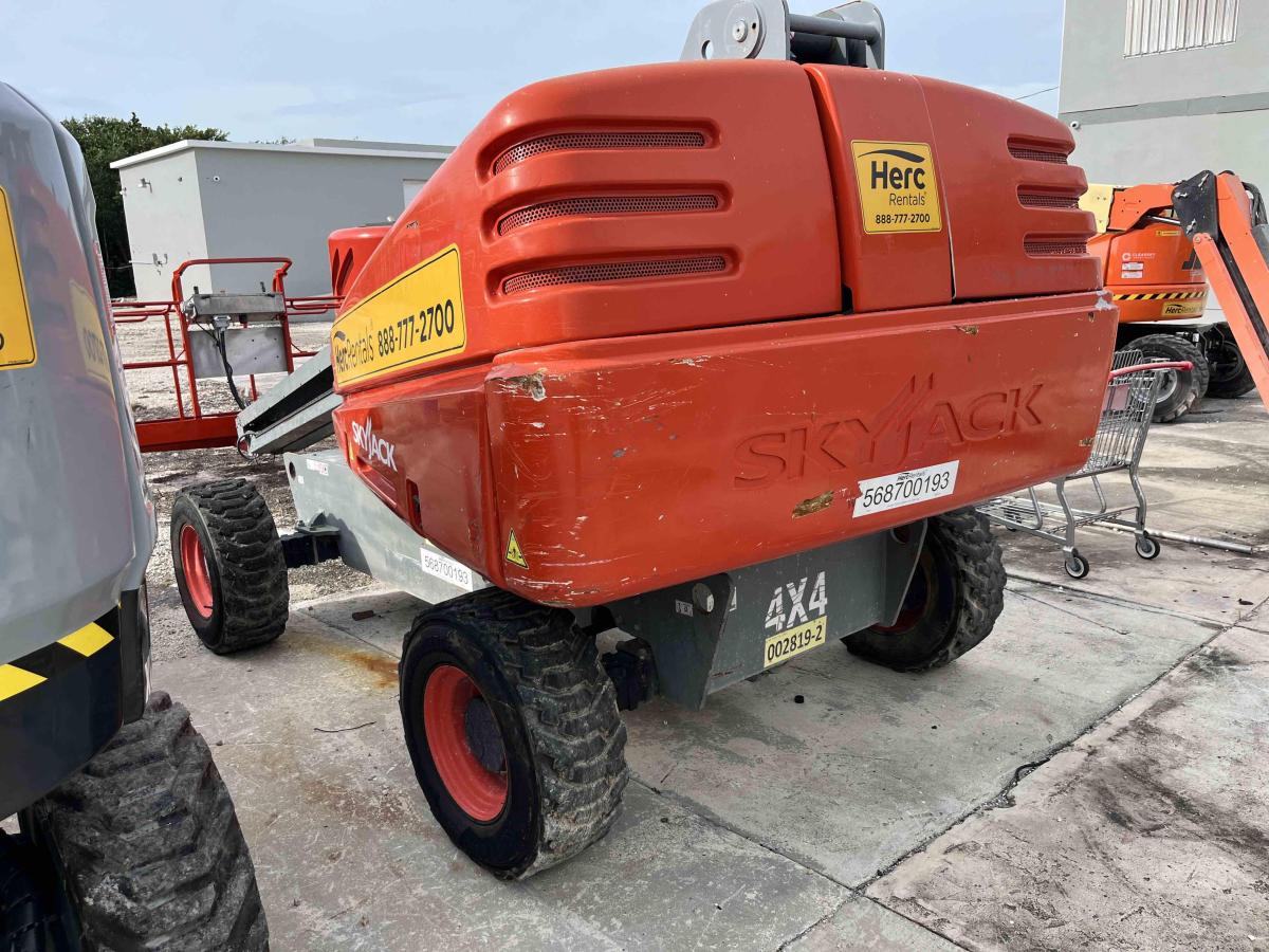 2017 Skyjack SJ40 T