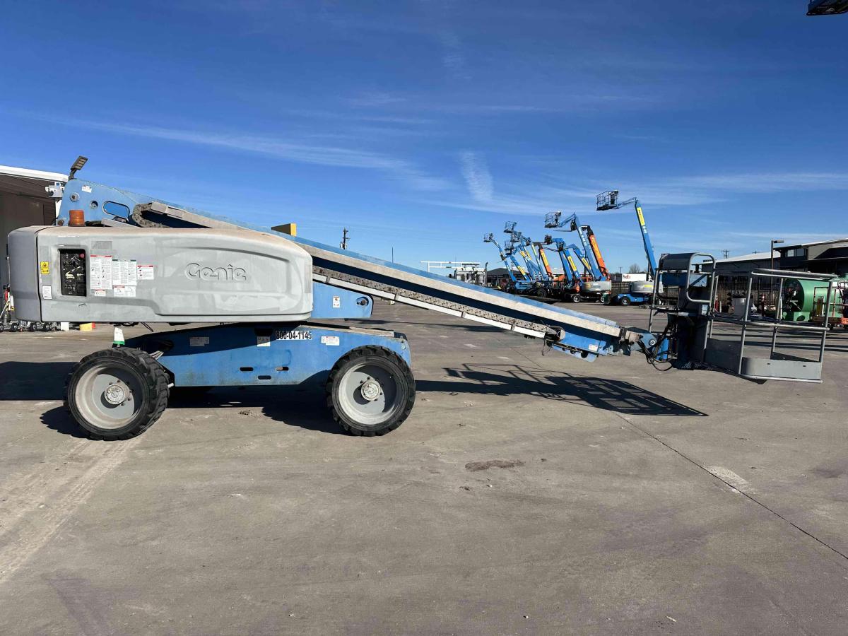 2014 Genie S-60