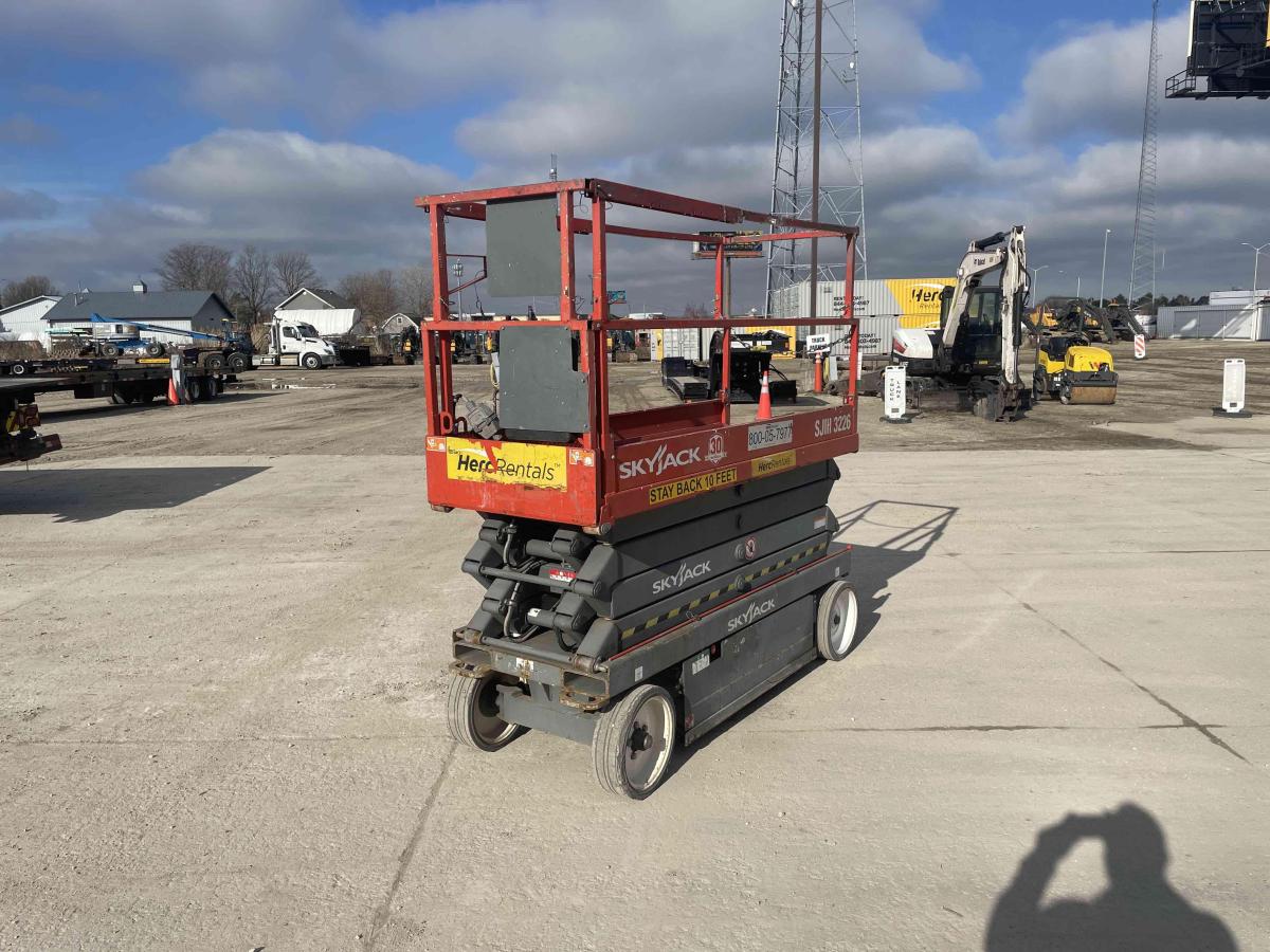 2015 Skyjack SJ3226