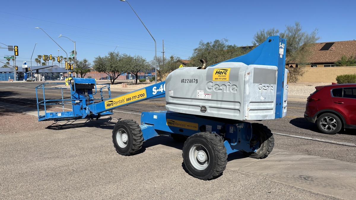 2017 Genie S-40-4