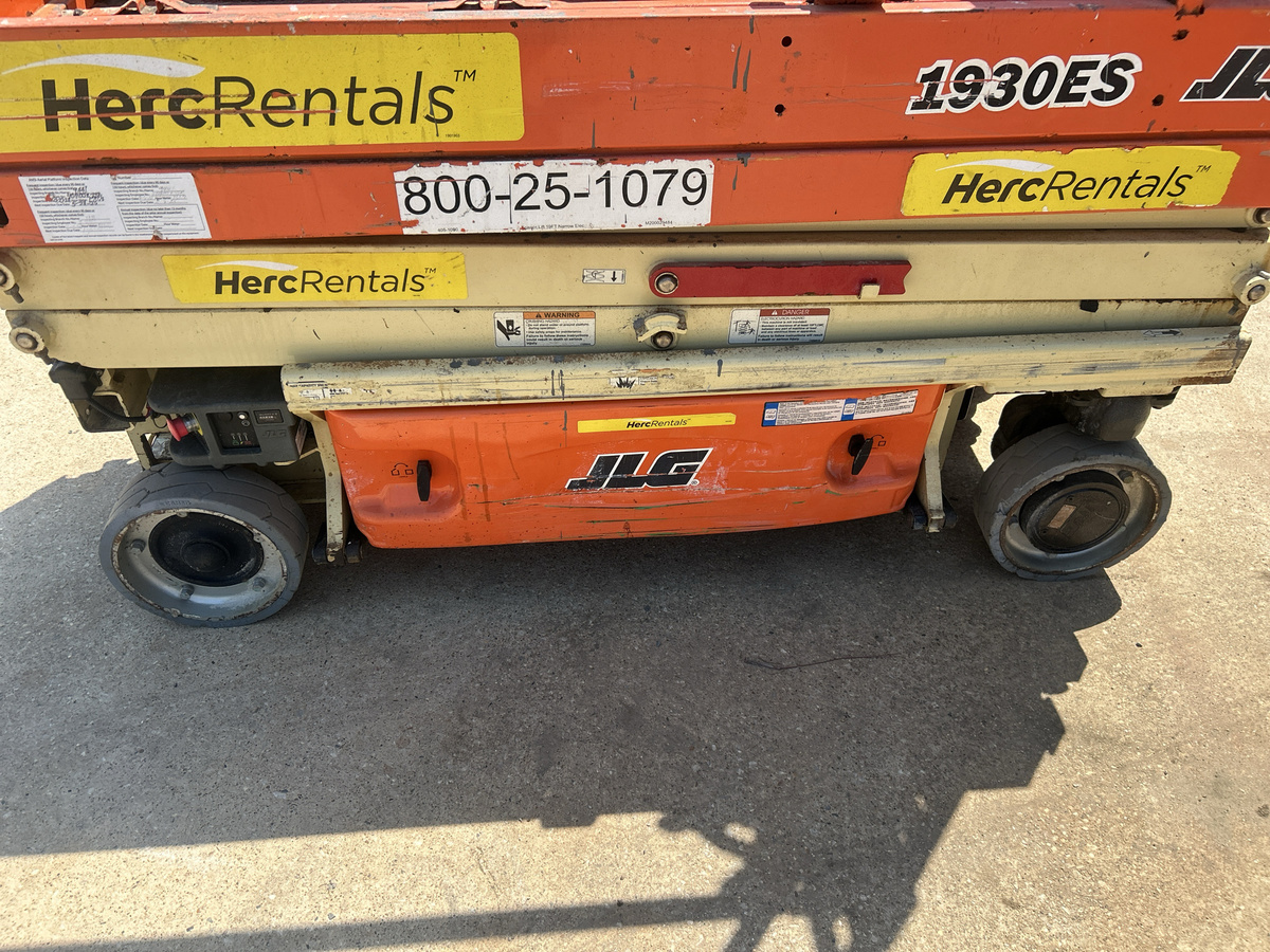 2019 JLG 1930ES-9