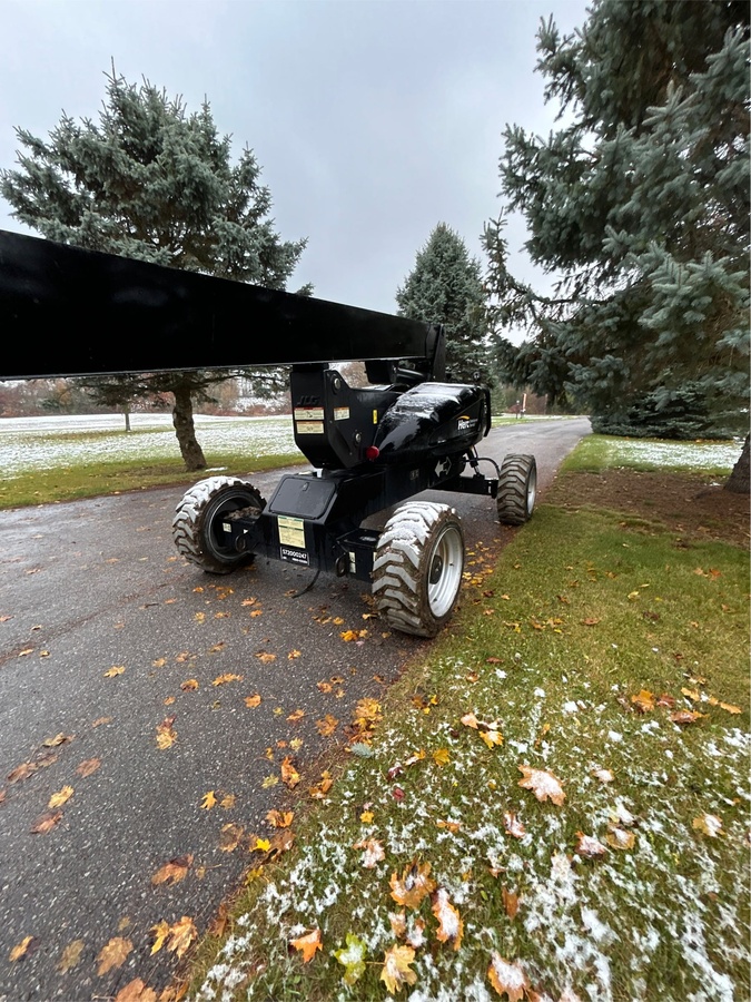 2015 JLG M600JP-4