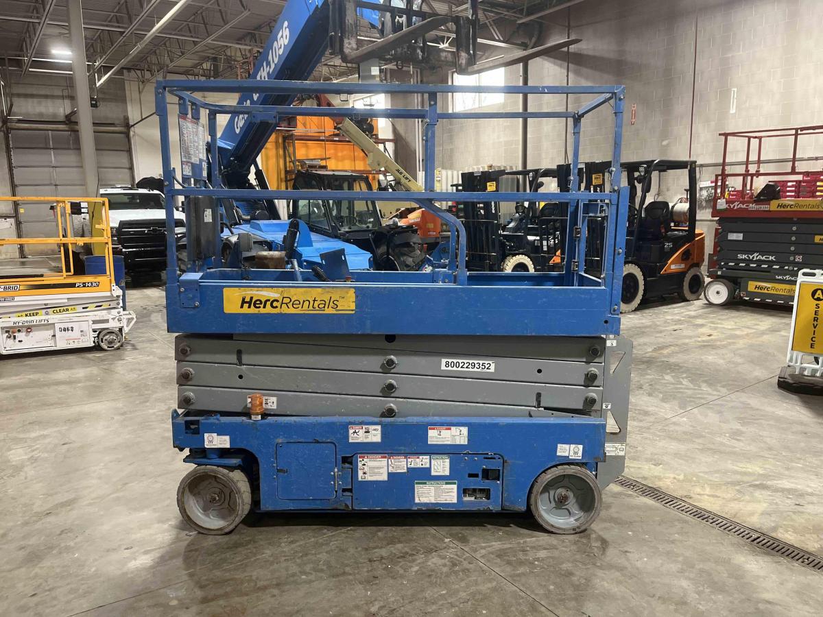 2018 Genie GS-2632