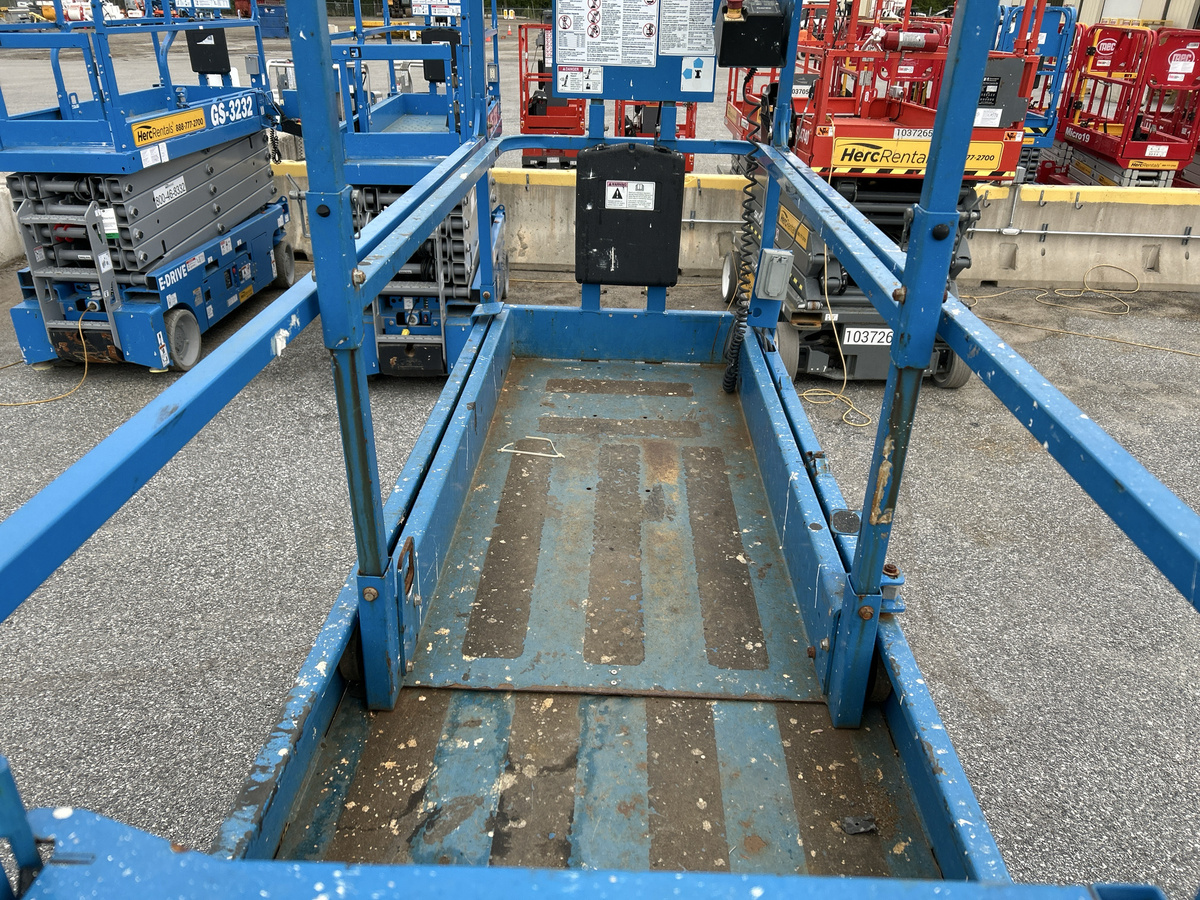 2017 Genie GS-2632-12