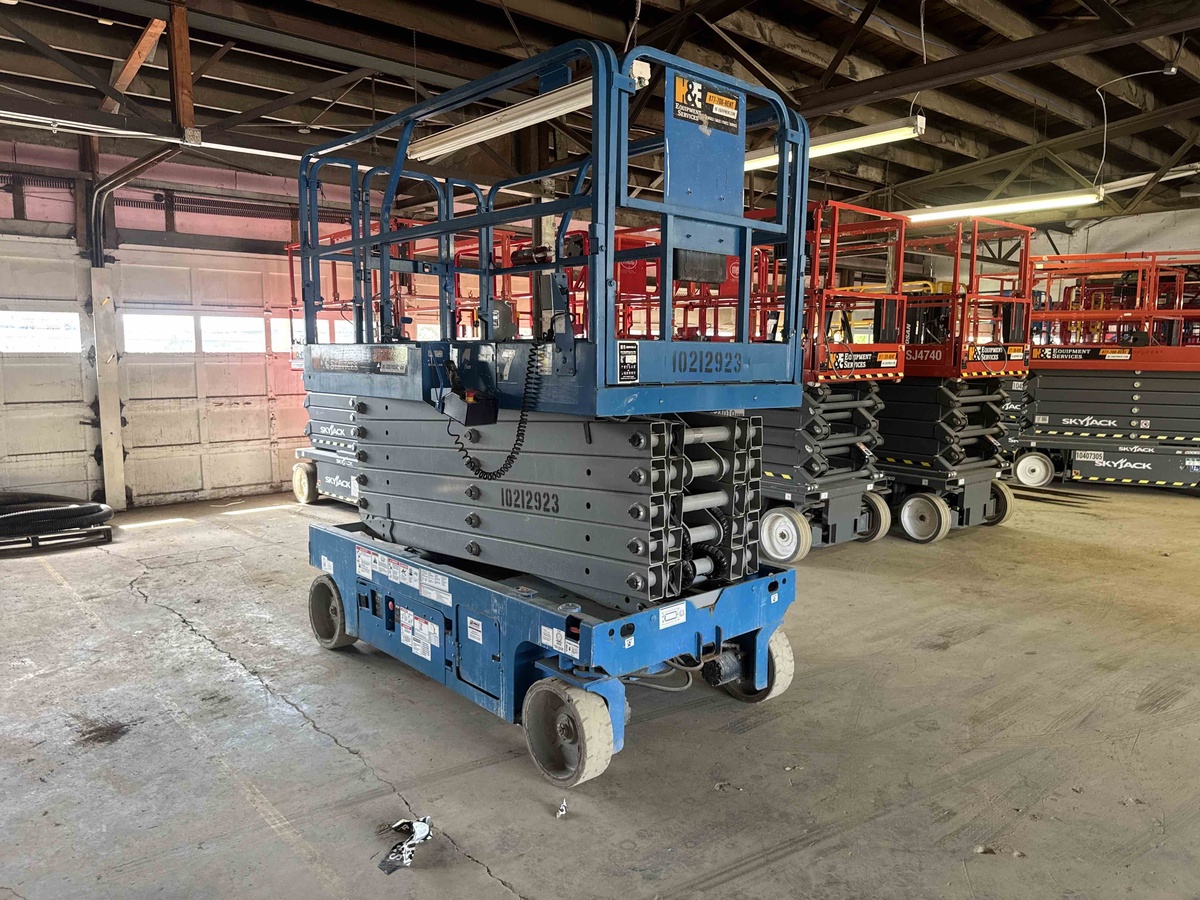 2017 Genie GS-4047-4