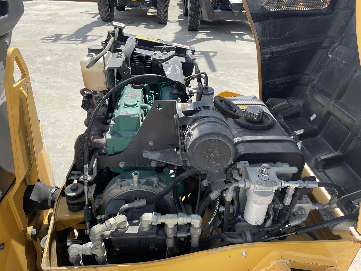 2022 Volvo DD25B-6