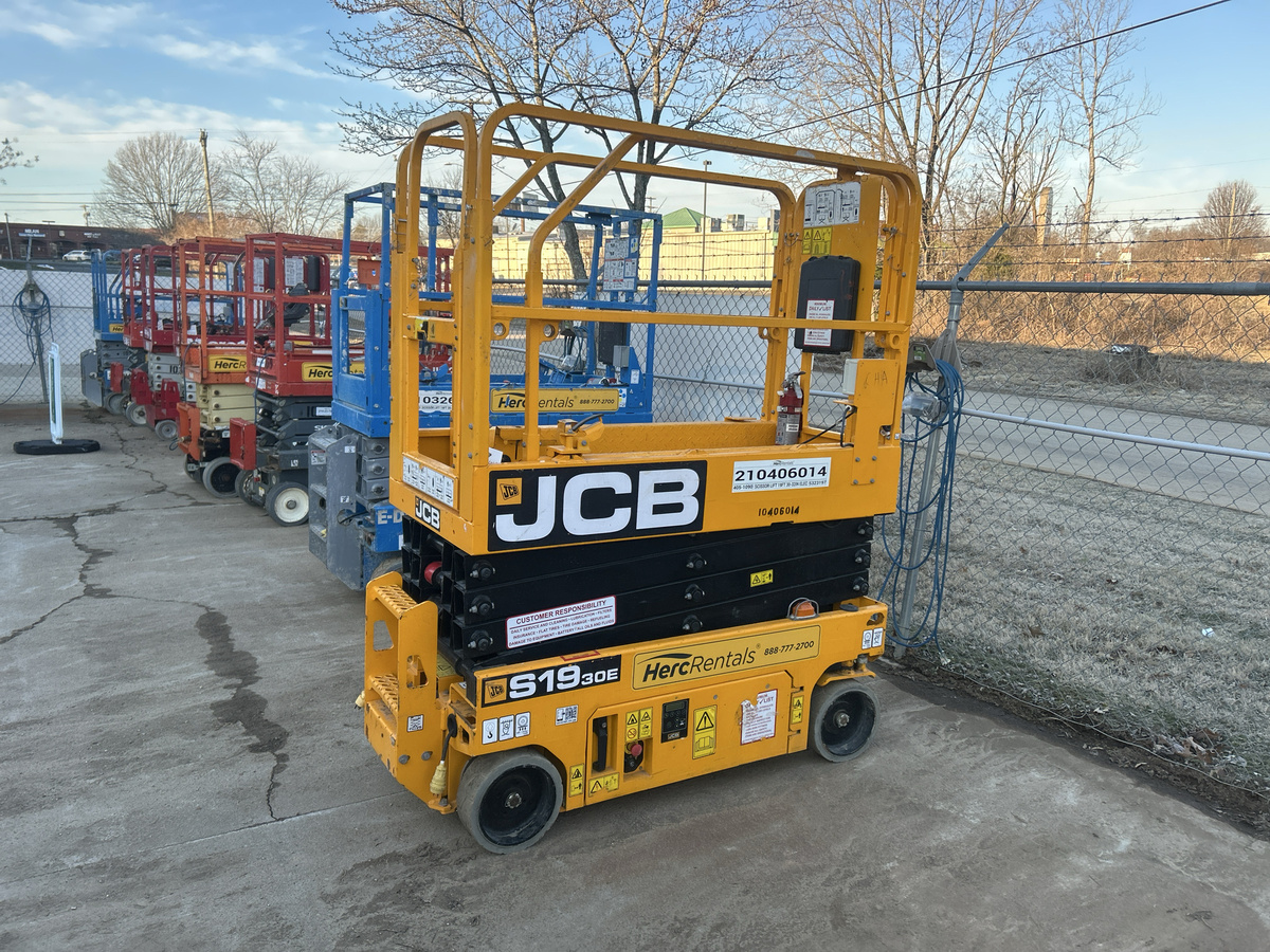 2022 JCB S1930E