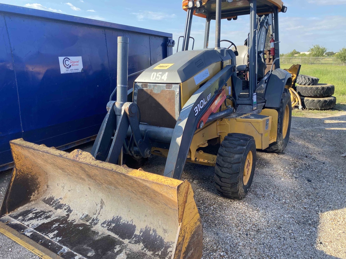 2019 John Deere 310L