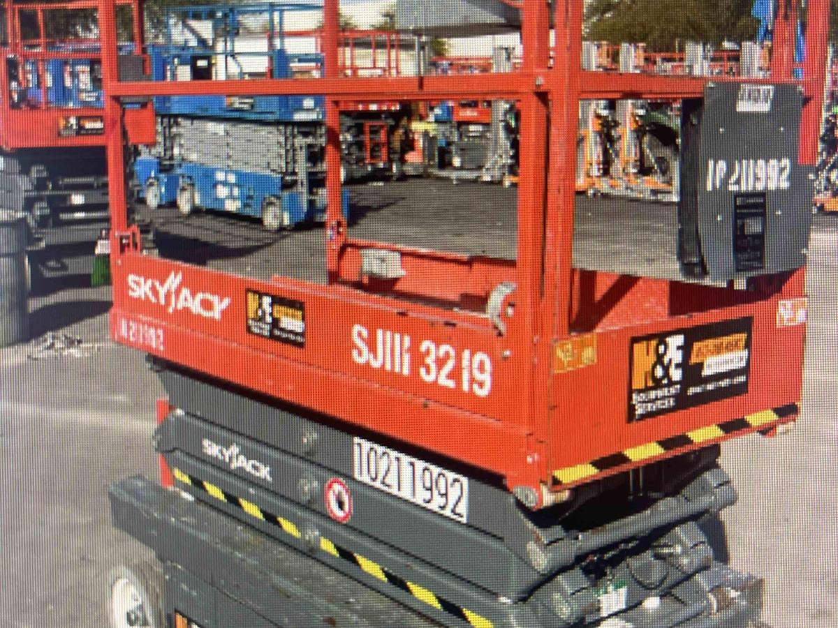 2017 Skyjack SJ3219