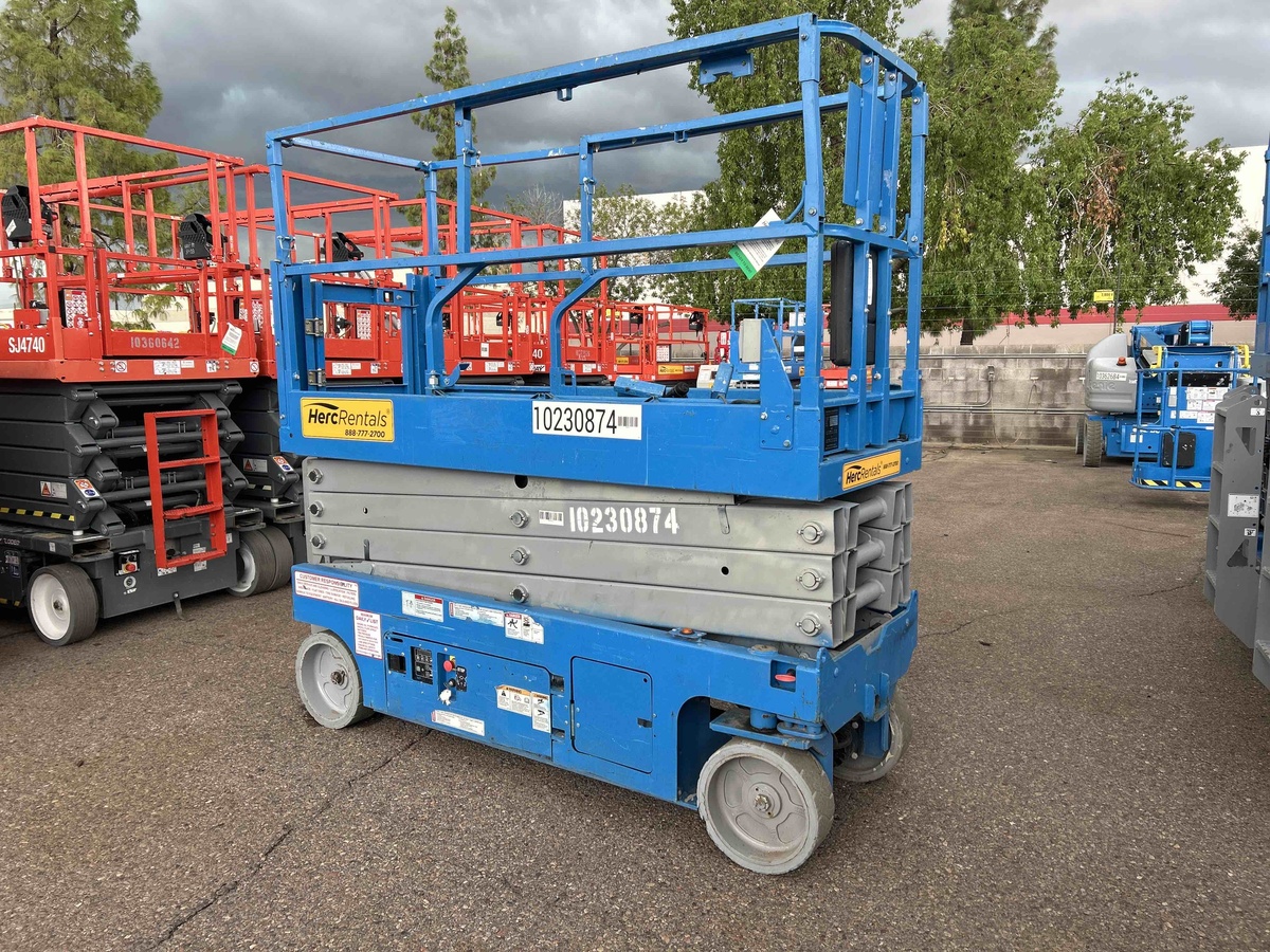 2017 Genie GS-2632-4