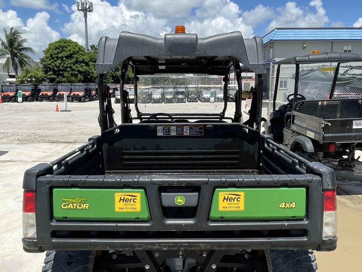 2022 John Deere XUV855M-4