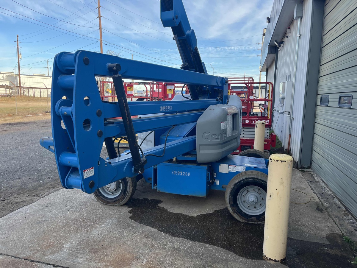 2016 Genie Z-45/25-2