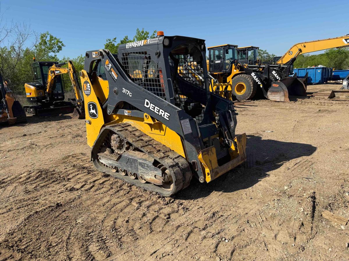 2021 John Deere 317G-1