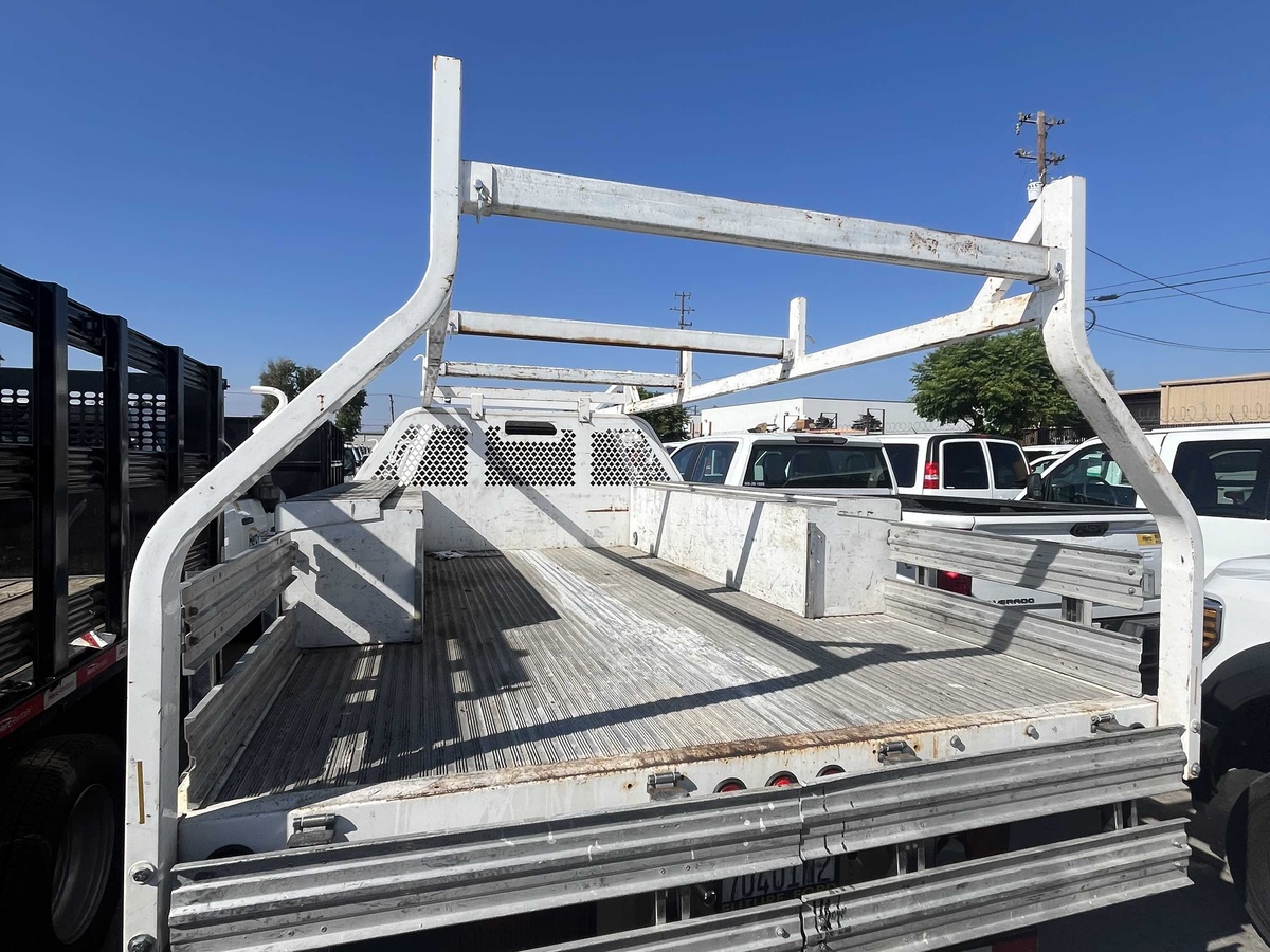 2018 Ford F550-3