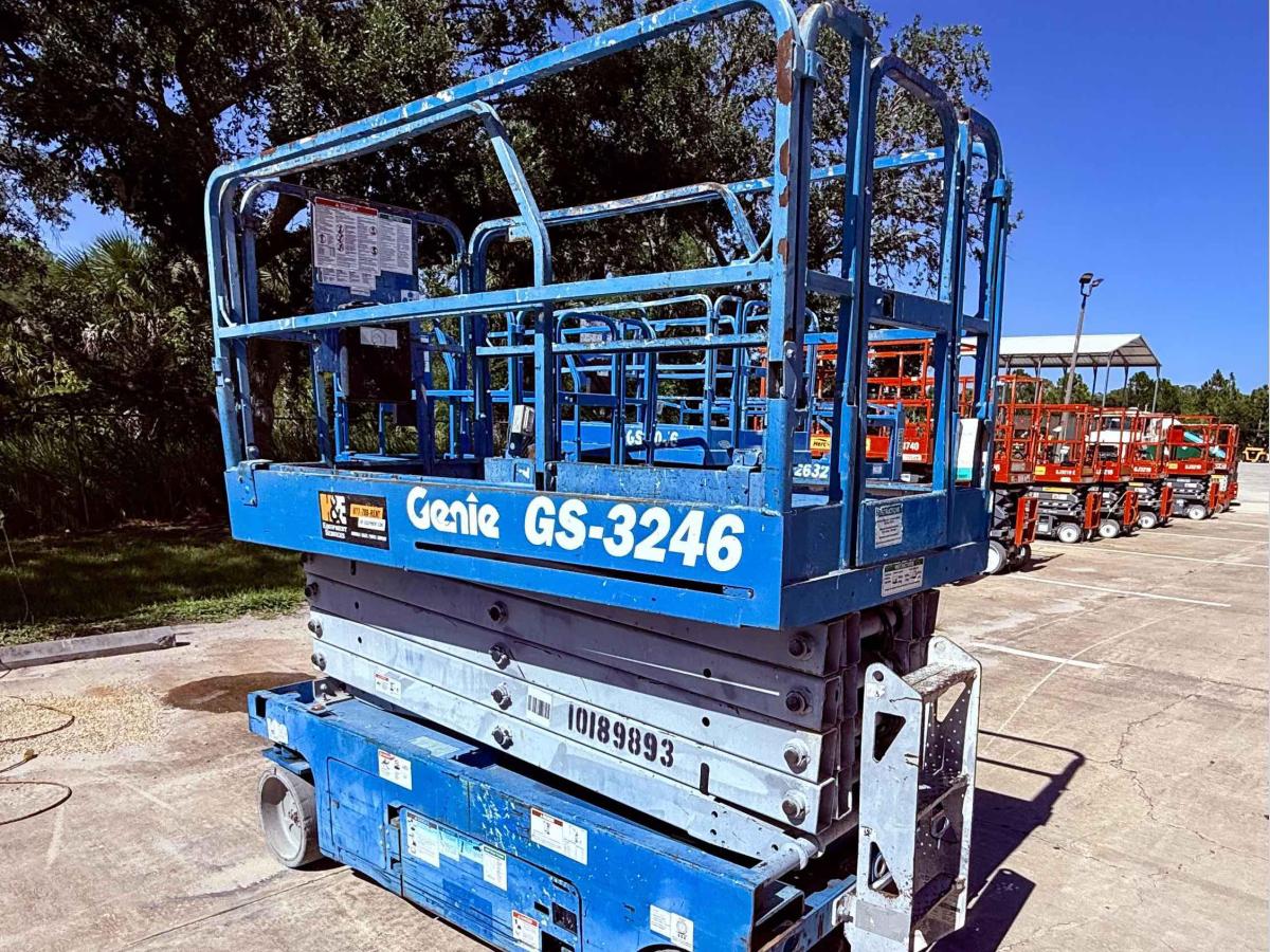 2016 Genie GS-3246-2
