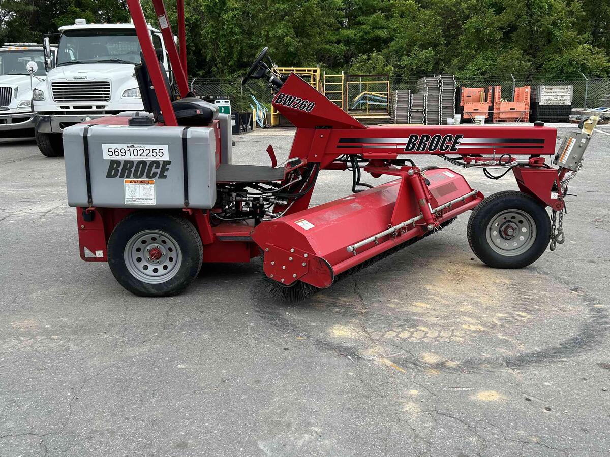 2022 Broce BW260-2