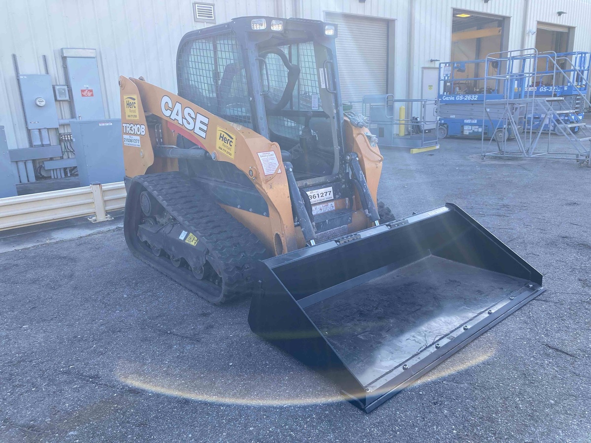 2022 Case TR310B-5