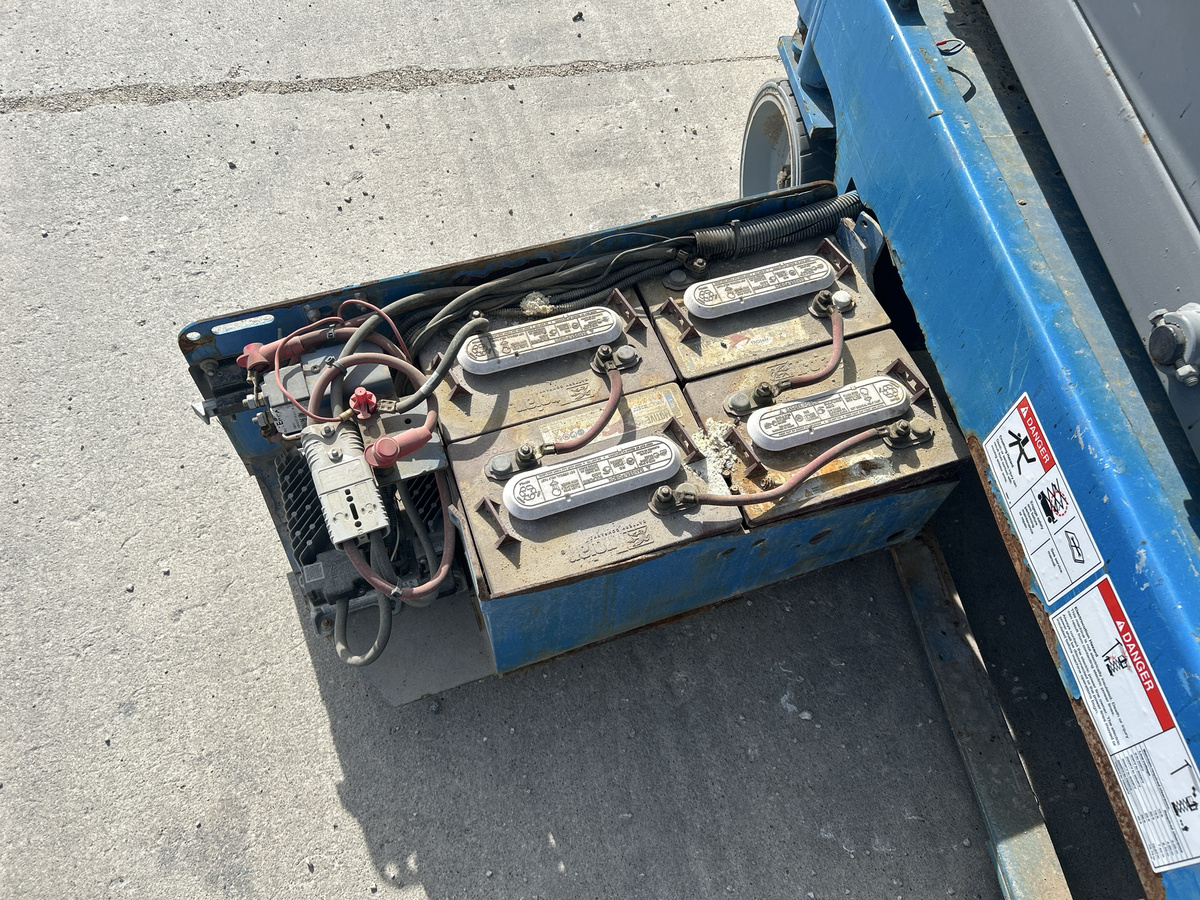 2018 Genie GS-1930-8