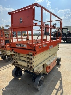 2018 JLG 3246ES-2