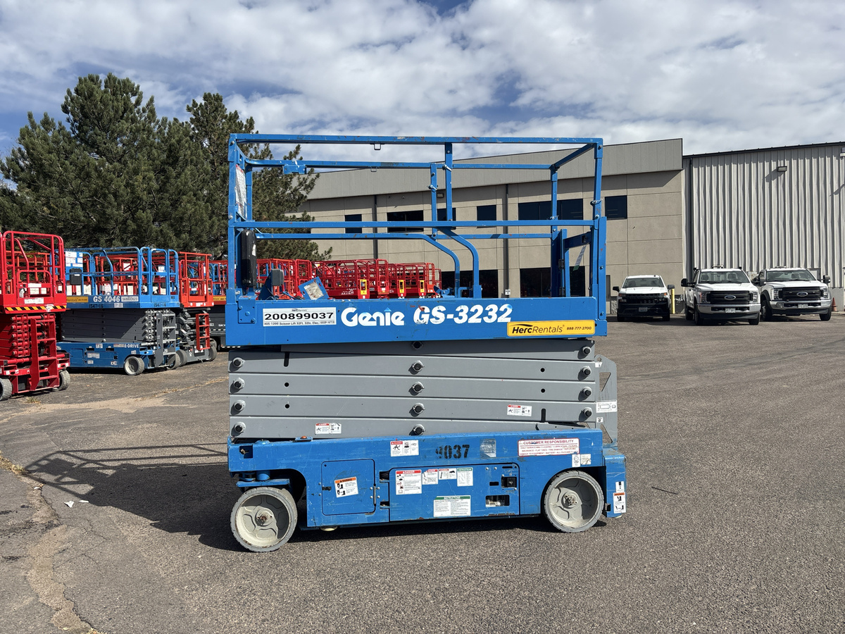 2019 Genie GS-3232-2