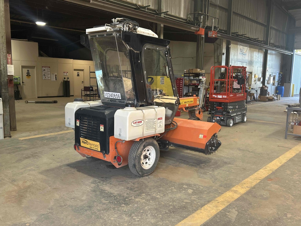 2021 LayMor SM300-3