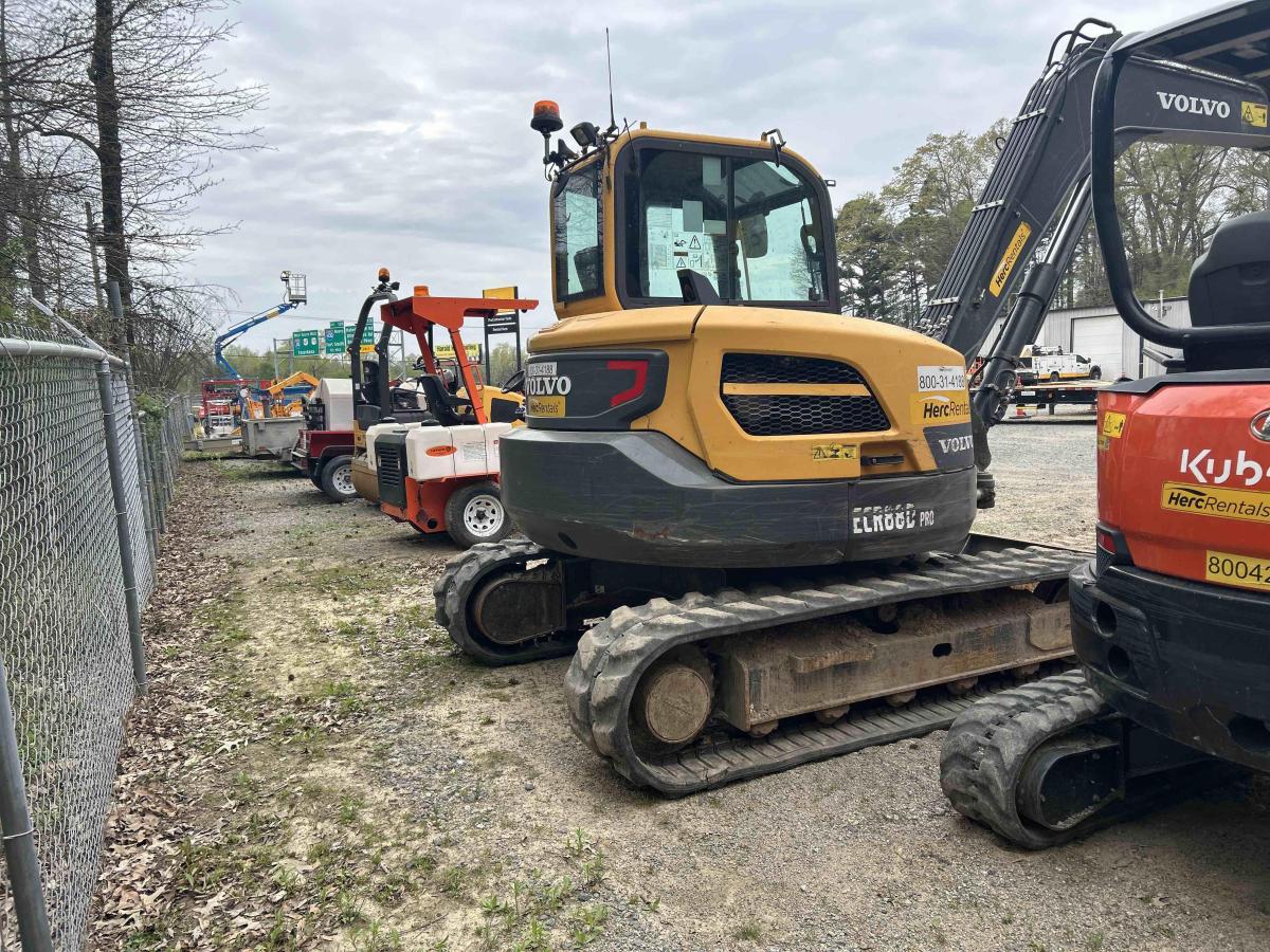 2021 Volvo ECR88D-4