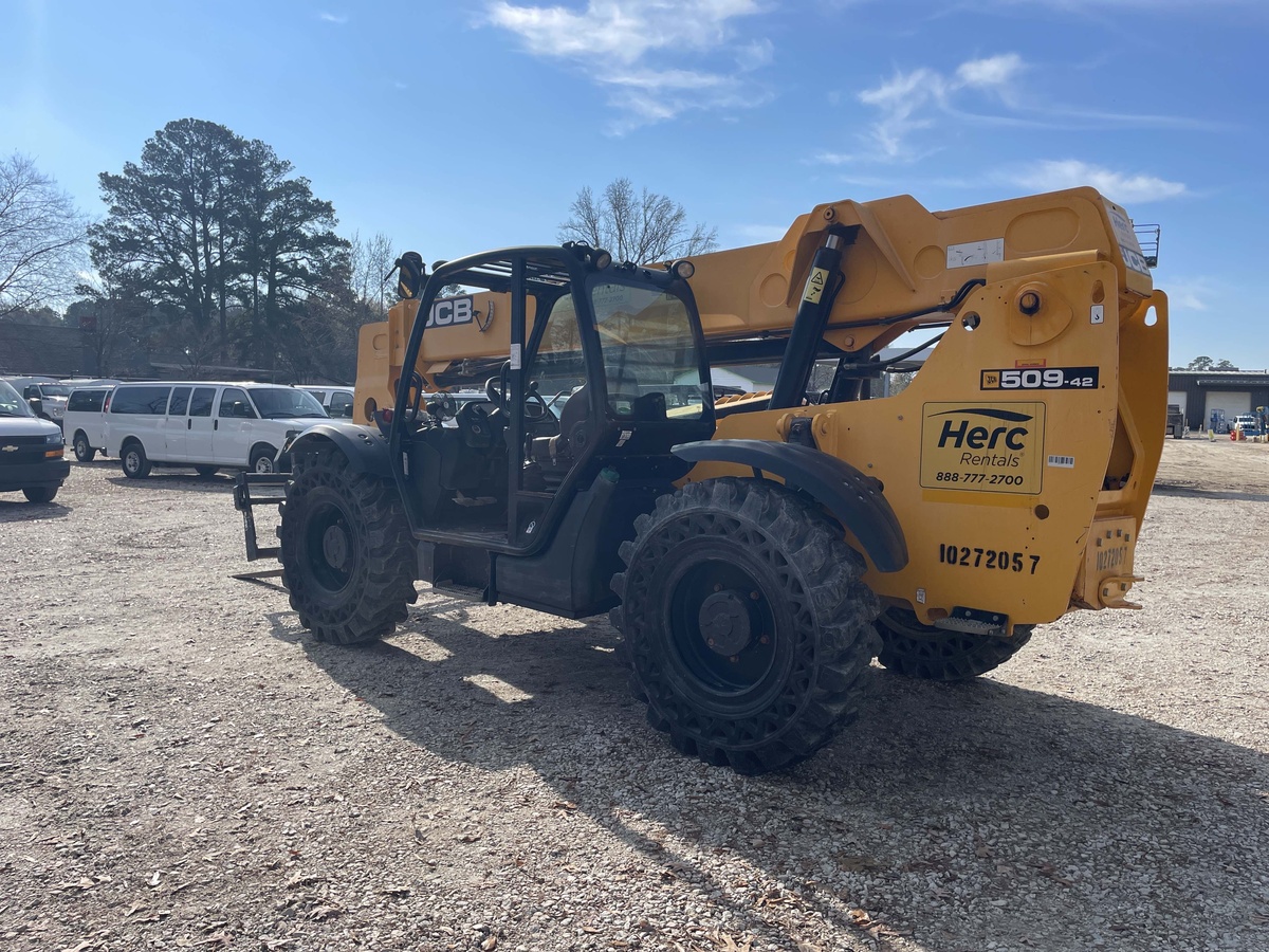 2019 JCB 509-42-4