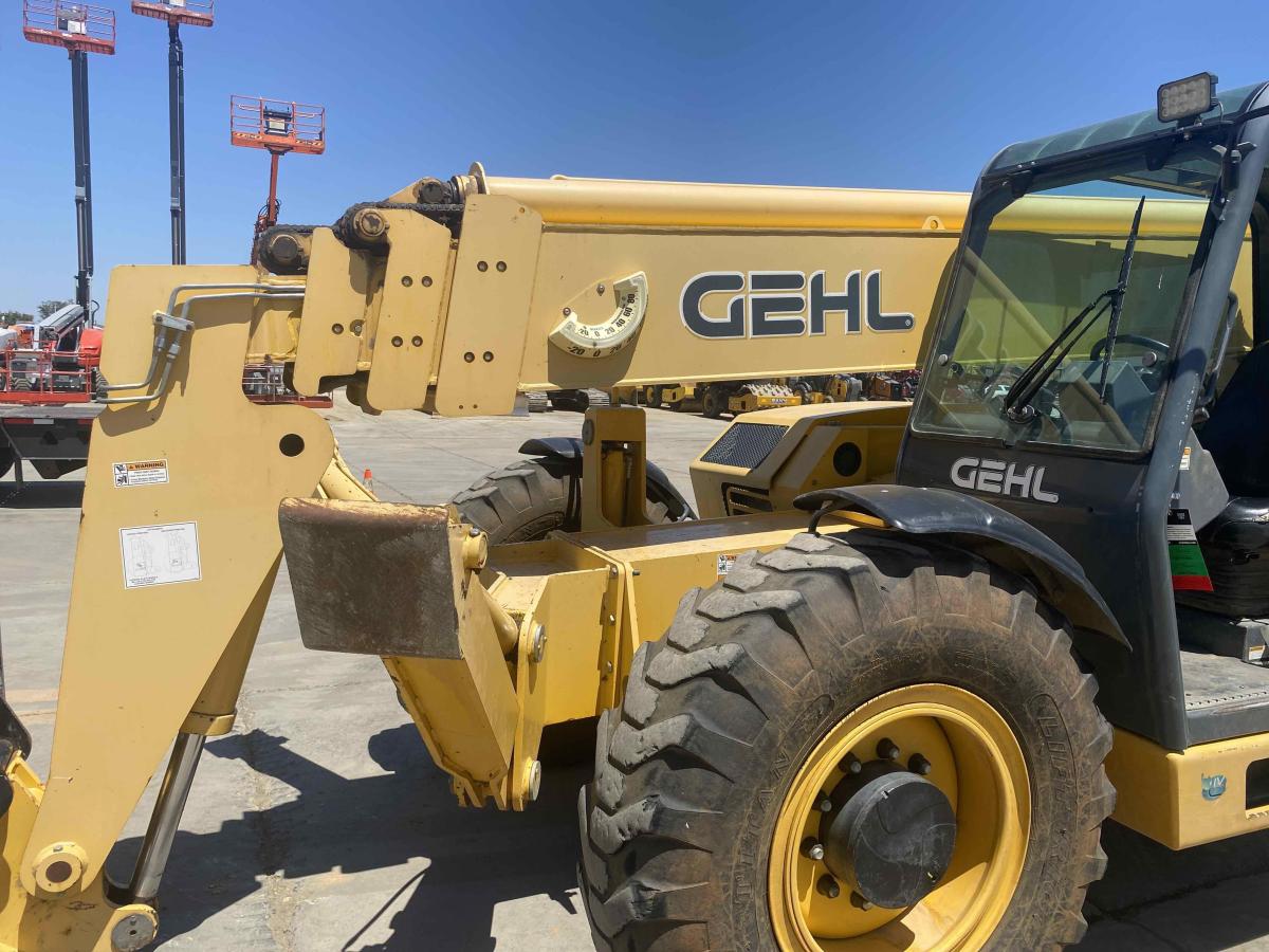 2017 Gehl DL 12-55