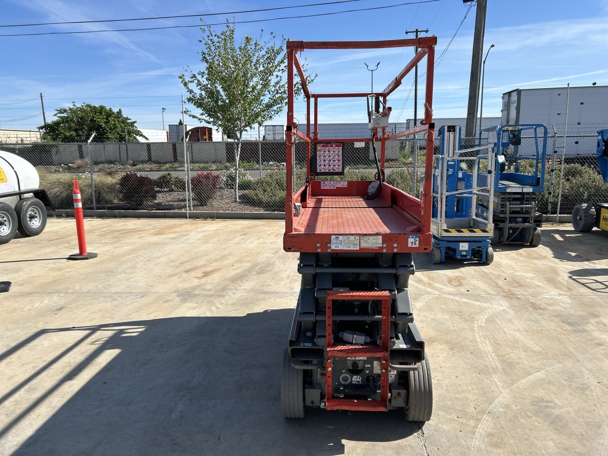 2016 Skyjack SJ3226-6