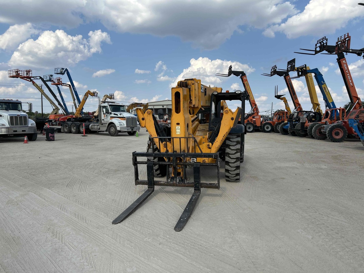 2018 JCB 510-56-4