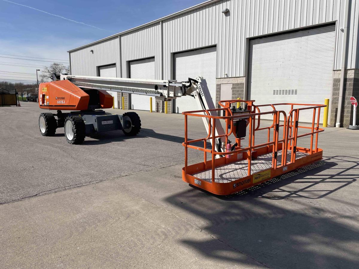 2021 Snorkel 660SJ